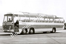 THH Truck Photos - Bedford Bus