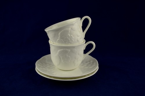 Wedgwood strawberry and - wedgwood,