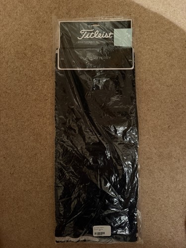 Titleist players x40 - titleist, 20"x40"