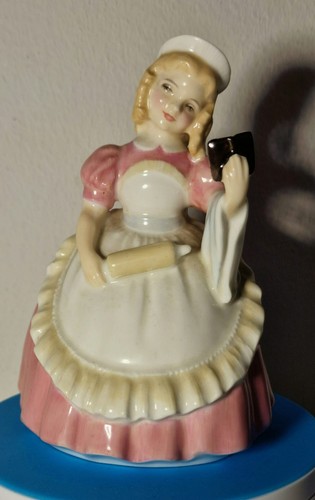 Royal doulton ladies figurine - royal,