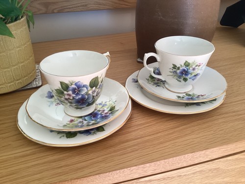 Vintage royal vale bone china - vintage,