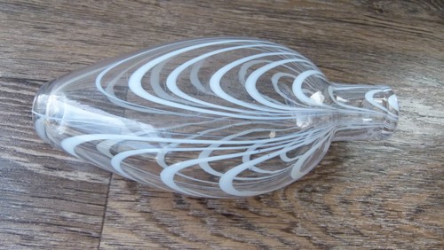 Victorian nailsea glass flask - nailsea,