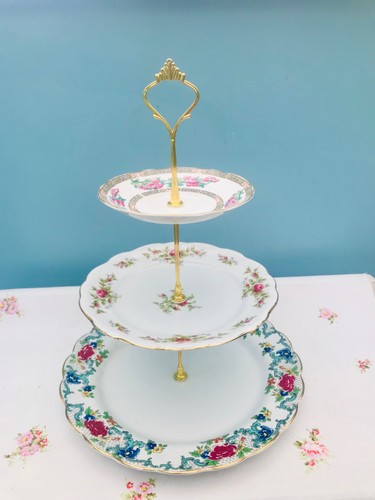 Pretty larger size tier cake - larger,