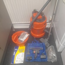 Vax 6131 T Multivax Wet & Dry Vacuum Cleaner Carpet Washer & accessories/ manual