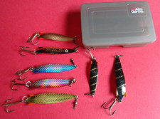 7x USED VINTAGE ABU/ABU GARGIA TOBY LURES, SIZES 6x 18G AND 1x 12G IN GARCIA BOX