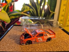 NASCAR Dale Earnhardt Sr. 1/64