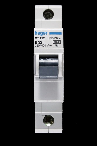 Hager amp curve 6ka - amp, b