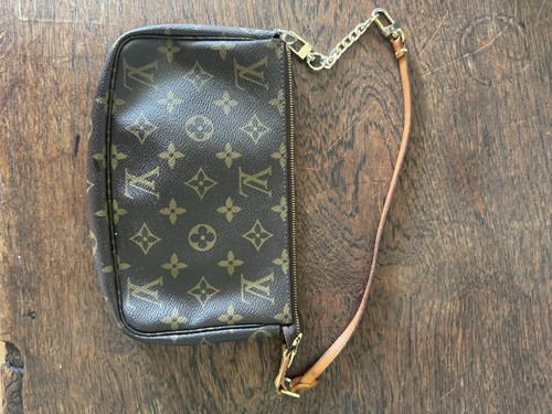 Louis vuitton pochette - louis,