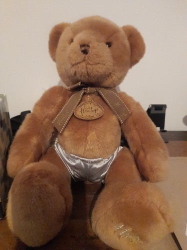 Hamleys special edition teddy - special,