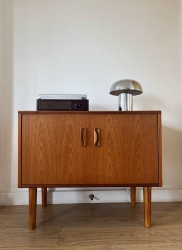 Plan fresco teak sideboard - g,