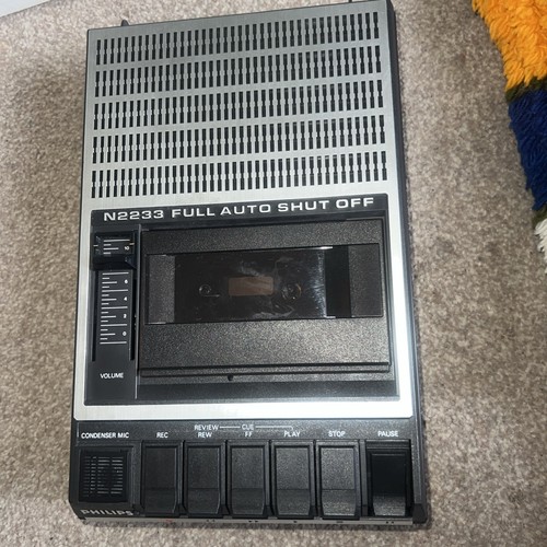 Philips tape cassette recorder - tape,