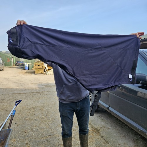 Snuggy hoods headless turnout - snuggy,