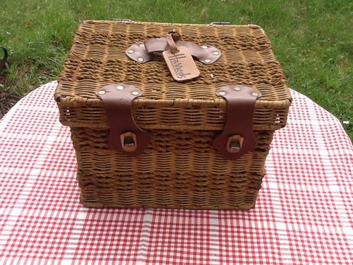 Cute size vintage - size, wicker