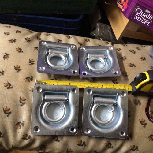 Recessed trailer truck - , 4