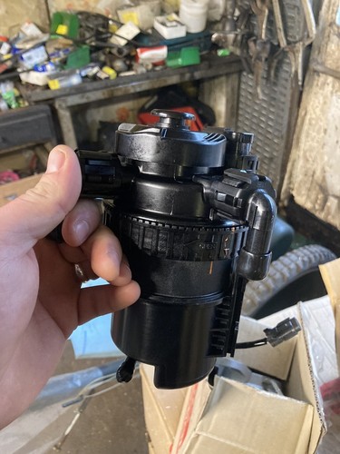 Isuzu max various parts - d,