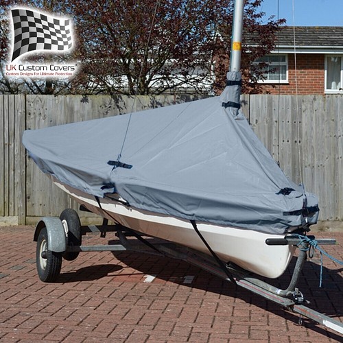Solo sailing dinghy overboom - sailing,