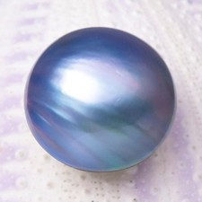17.88mm Blue Mabe Pearl