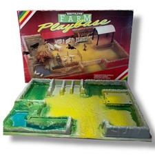 BRITAINS FARM PLAYBASE - 1983