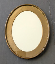 Vintage Oval metal gold effect