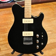 MUSIC MAN AXIS SUPER SPORT