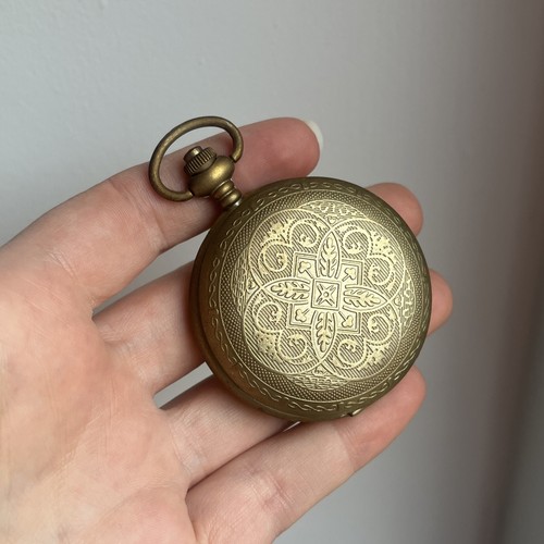 Vintage half hunter etched - half,