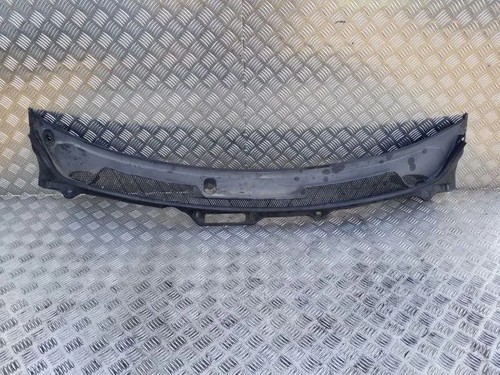 Volvo xc90 front wiper cowl - xc90,