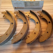 BELACO  REAR BRAKE SHOES