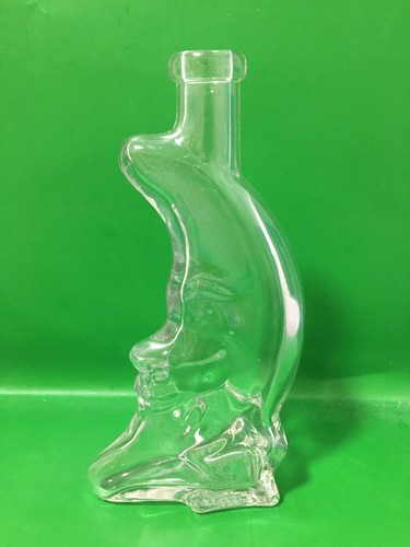 Vintage crescent moon - moon, shaped