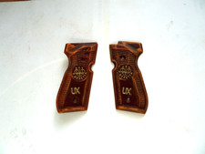 Replacement grips for Umarex 92fs co2 gun.