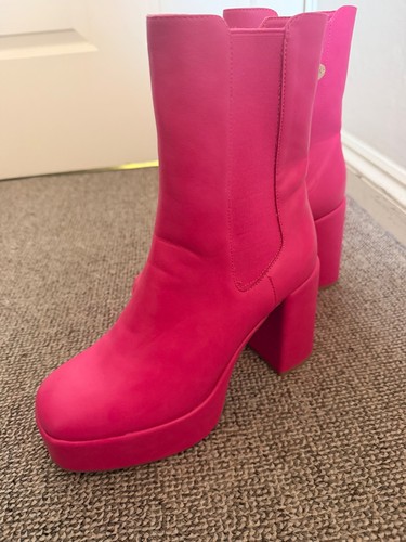 Official barbie deichmann - official, x