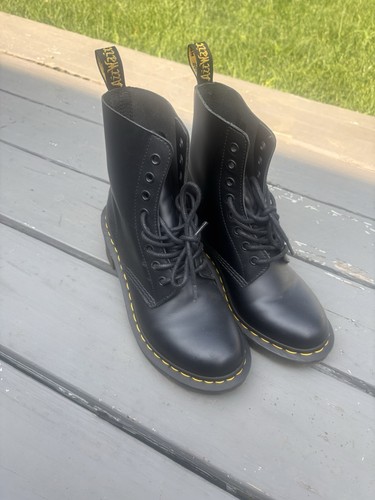 Martens black leather - martens,
