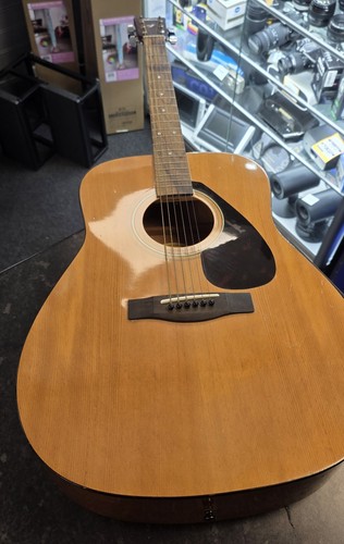 Yamaha f310 string acoustic - yamaha,