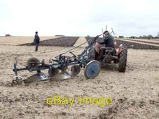 Photo 6x4 Flintham Ploughing Match, Newton Newton/SK6841 A plough is mad c2007