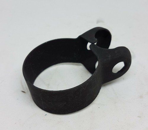 Exb12 exhaust mount clip for - clip,