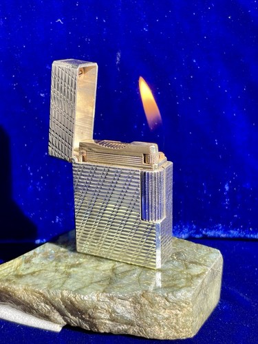 Dupont lighter vintage - st,