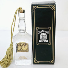 JACK DANIELS Ornament 1913 Gold Medal crystal Bottle  w box & Certificate