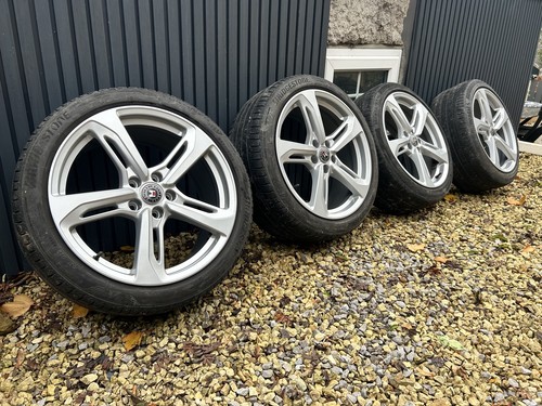 Audi ttrs genuine - rs,