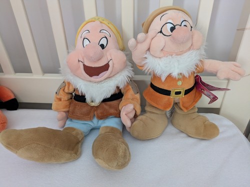 Disney store snow white - disney,