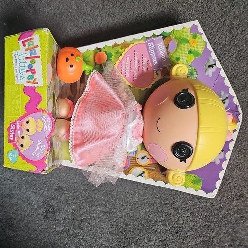 Mga lalaloopsy full - full, doll