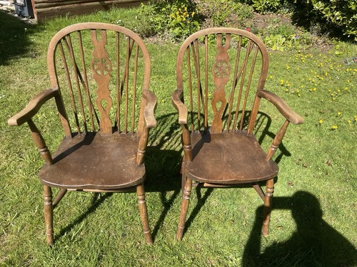 Pair windsor wheelback - windsor,