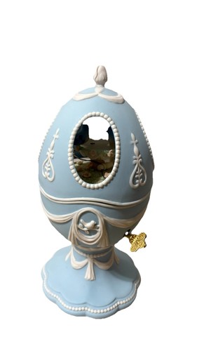 Vtg avon bluebird musical - vtg,
