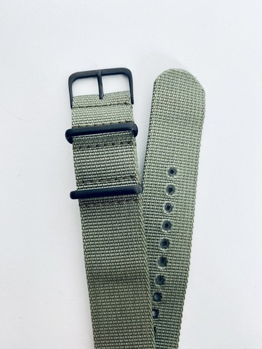 Green nylon military - watch, 1