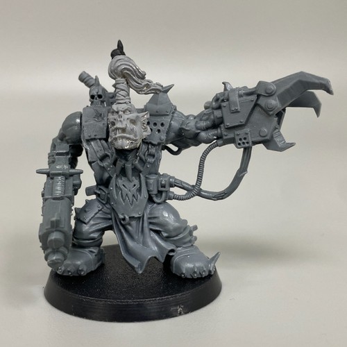 Ork warboss assault black - warboss, on