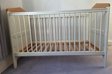 Mamas & Papas Child Cot / Bed