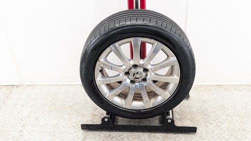 Skoda yeti alloy wheel tyre - wheel,