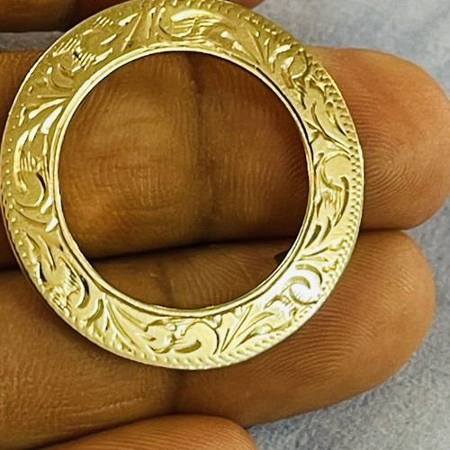 9ct full sovereign - w.j.p,