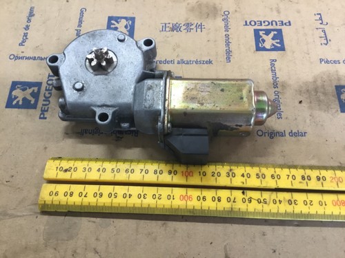 Peugeot 205 305 - 205,