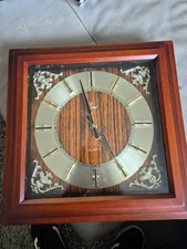  Vintage Coral Quartz  Wall Clock Tested And Working 