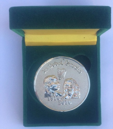 1916 rising medallion - rising, padraig