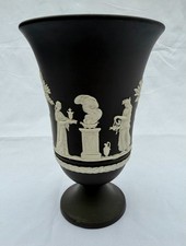 Rare Vintage Collection Wedgwood Black Jasperware Footed Vase 7,3" England 1968